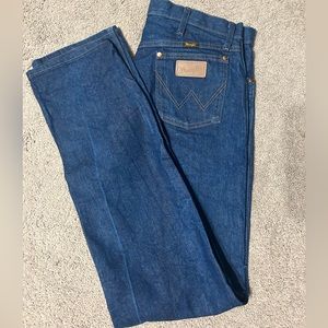 Wrangler 13MWZ blue jeans